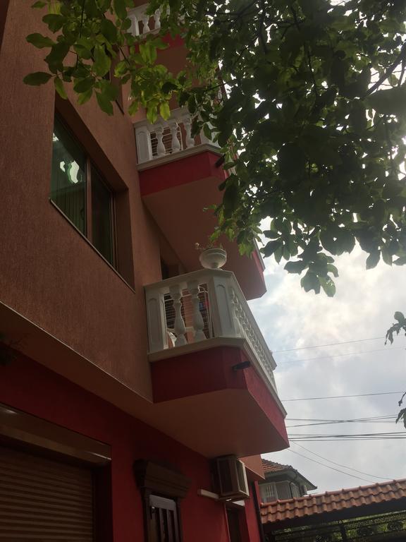 Red House Family Hotel Ravda Dış mekan fotoğraf